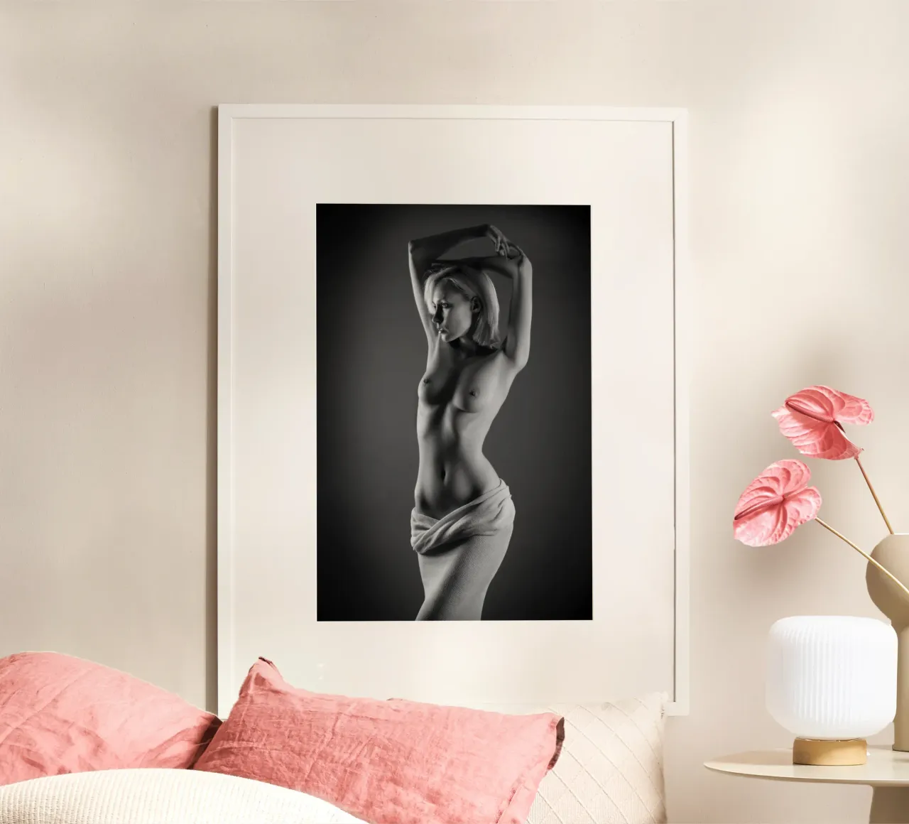 Iveta posed in cotton carta hahnemühle da Dave Hare Photography