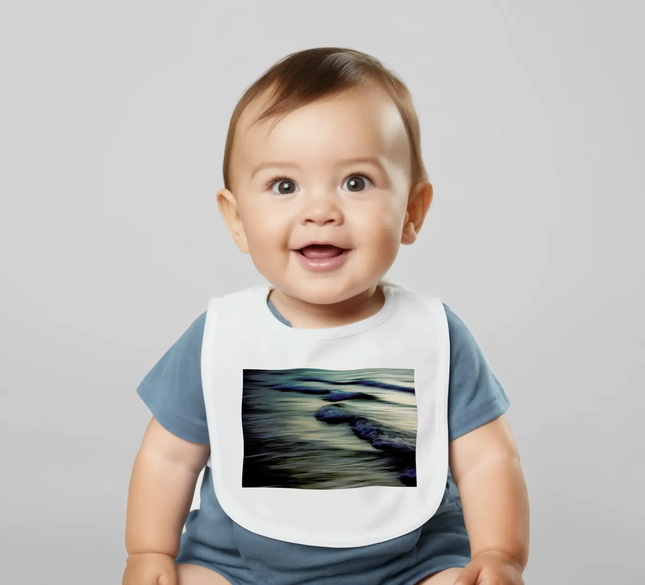 Waves baby bib by Tal Paz-Fridman