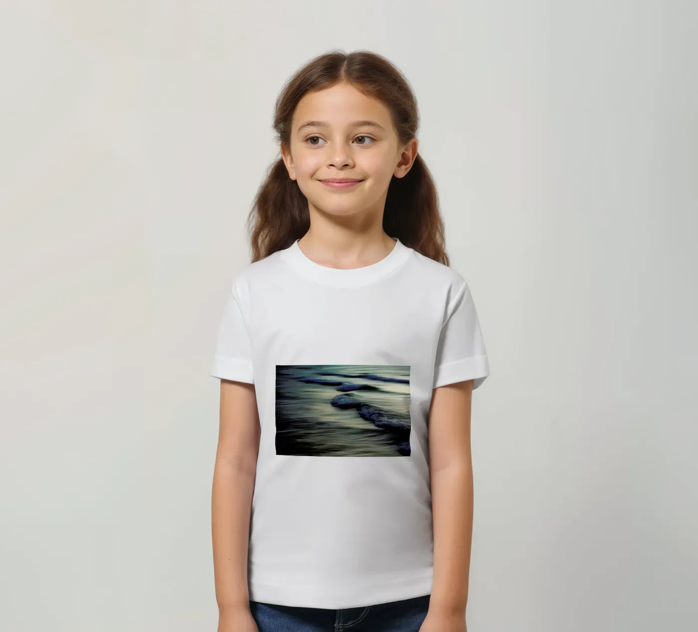 Waves Kinder T-Shirt von Tal Paz-Fridman