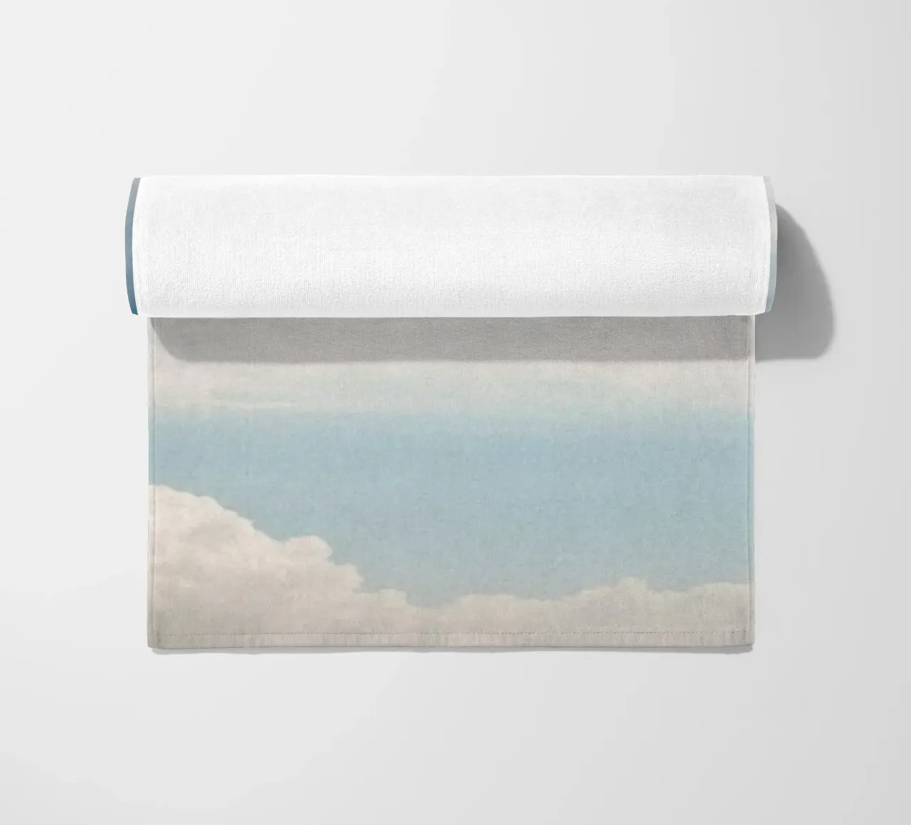 Autumn Clouds telo mare da Tal Paz-Fridman