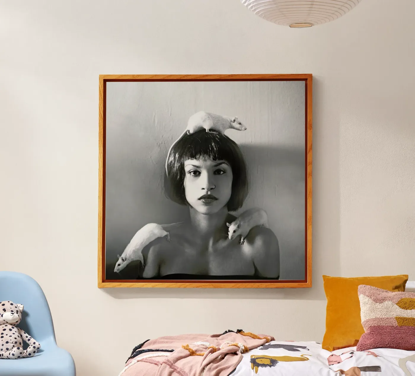 Rat Girl plexiglass da Jovana Rikalo