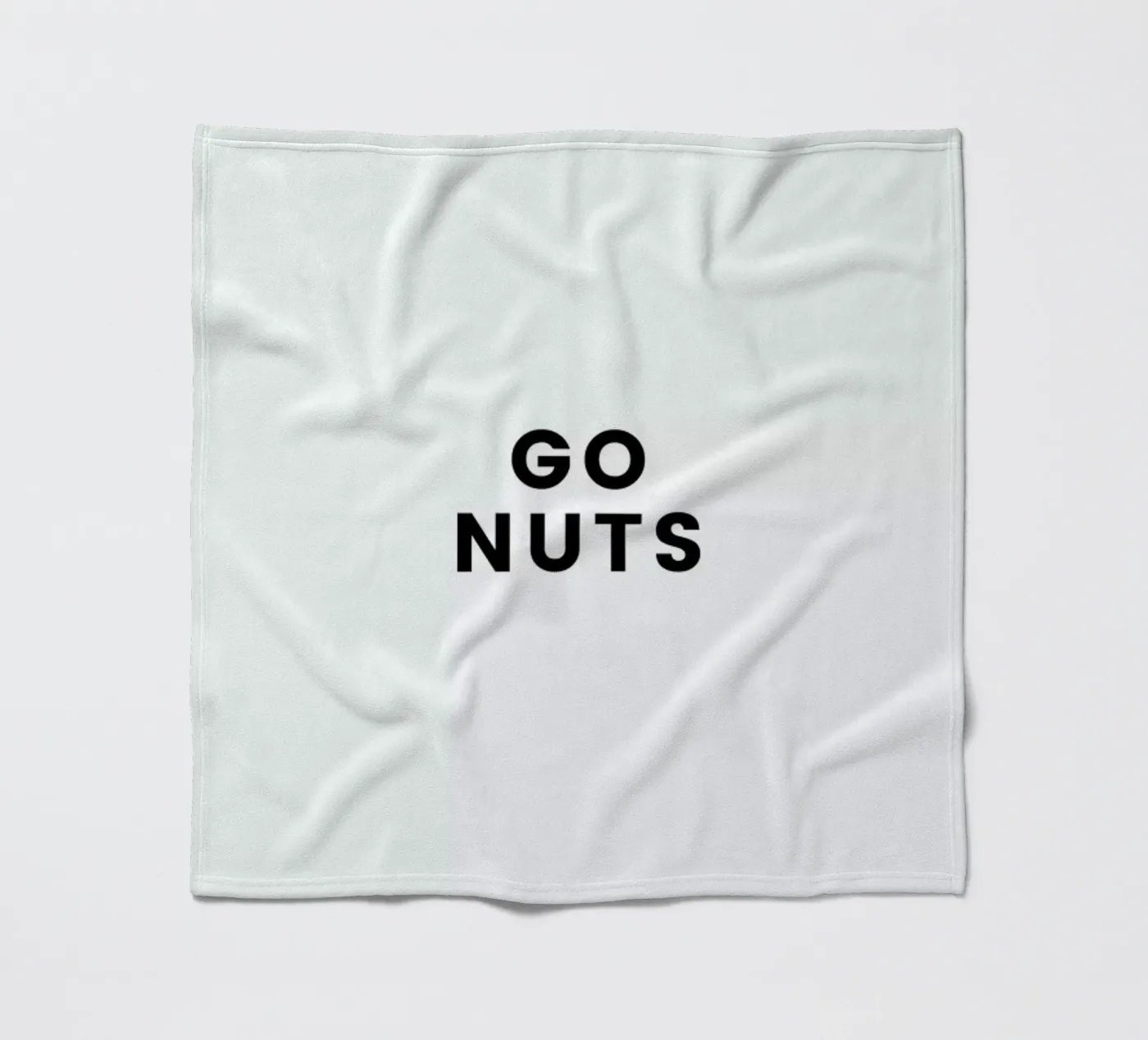 Go Nuts Fleecedecke von Studio One