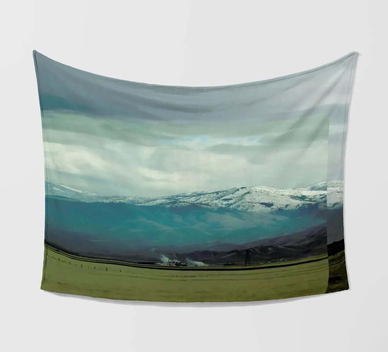 A broken frame coperta in pile da Nicolas Messaritis