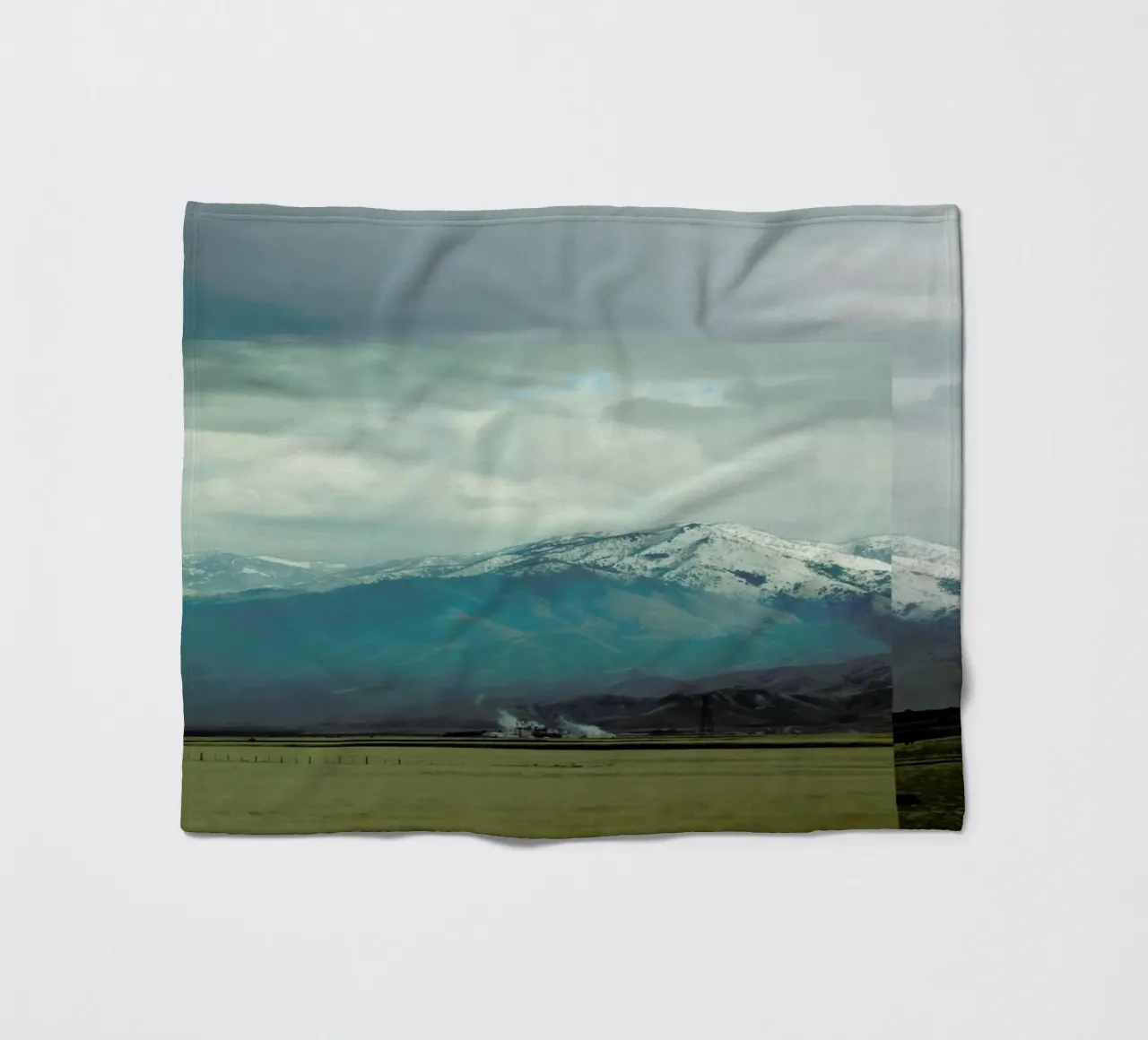 A broken frame coperta in pile da Nicolas Messaritis