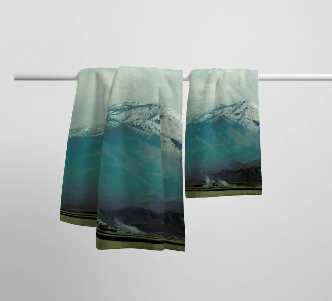 A broken frame towel by Nicolas Messaritis