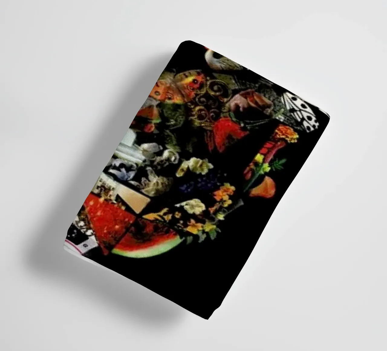 Fragile asciugamano da bagno da Ali Gulec