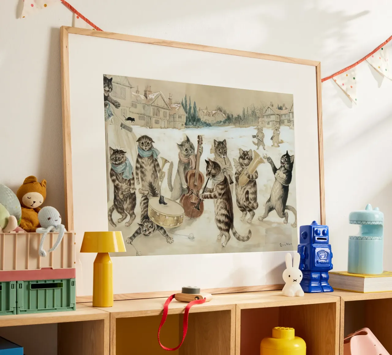 Louis Wain Gatti che cantano un canto all'acquerello poster con telaio in legno da Peaches Art Prints