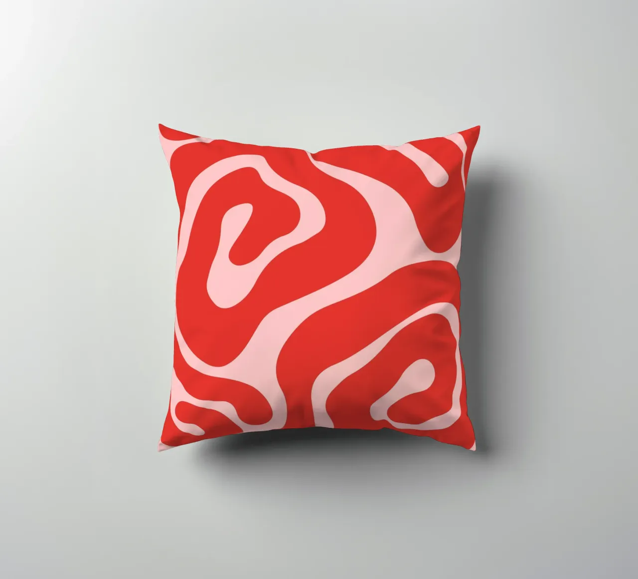 Red Swirls | Matisse-Inspired Abstract Art Print cuscino da PrintCessStudio
