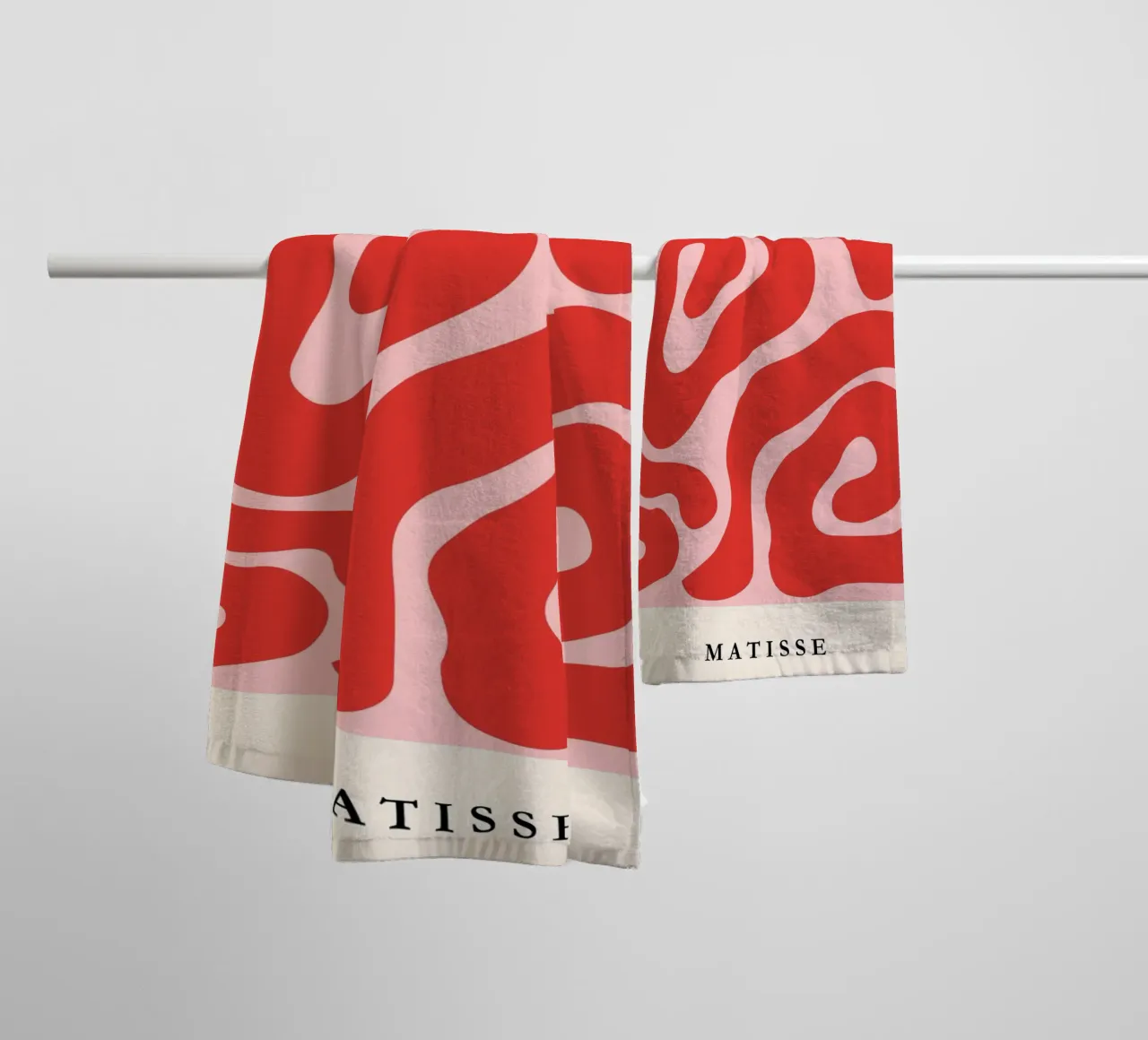 Red Swirls | Matisse-Inspired Abstract Art Print asciugamano da bagno da PrintCessStudio