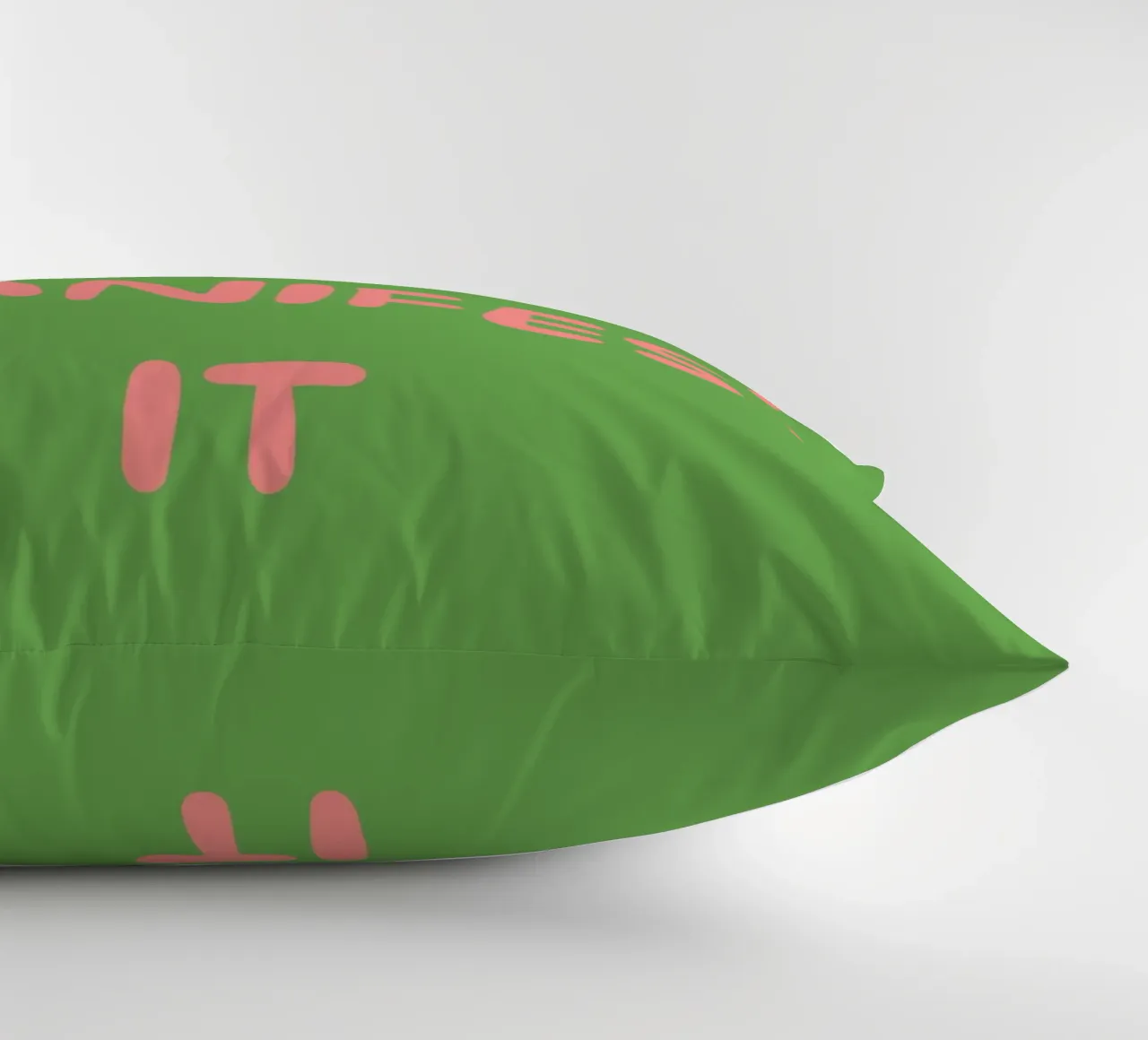 Fake It Till You Manifest It | Green & Pink Typography Art P cuscino da PrintCessStudio