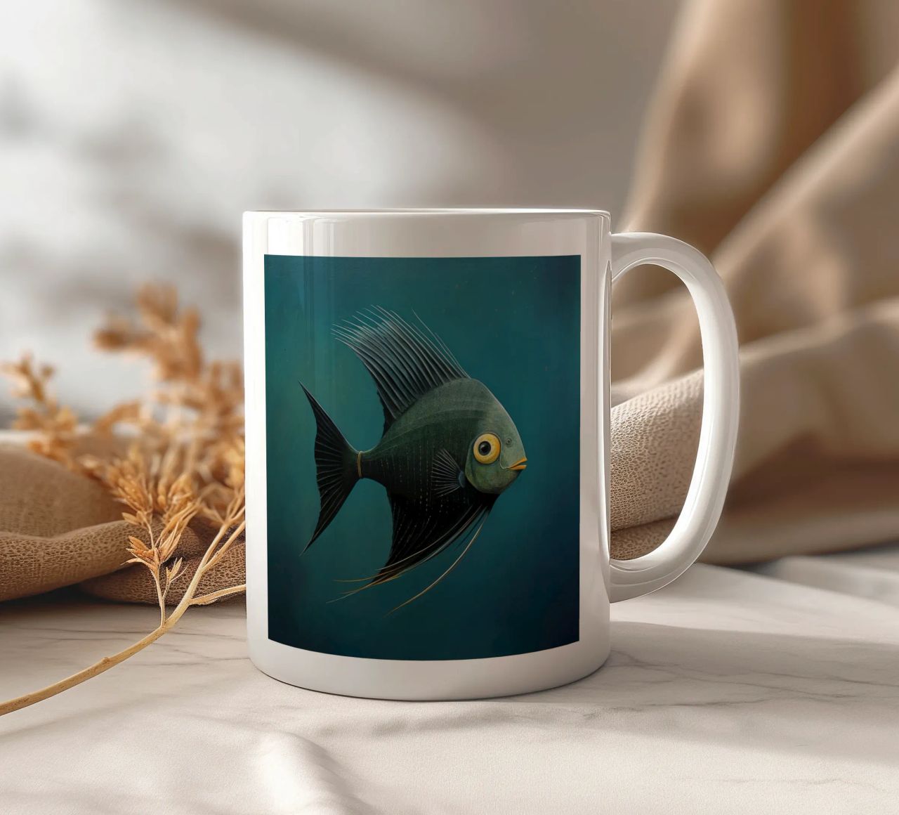 Minimal-Kaiserfisch 3 Keramik Tasse von Minimal Animal Art