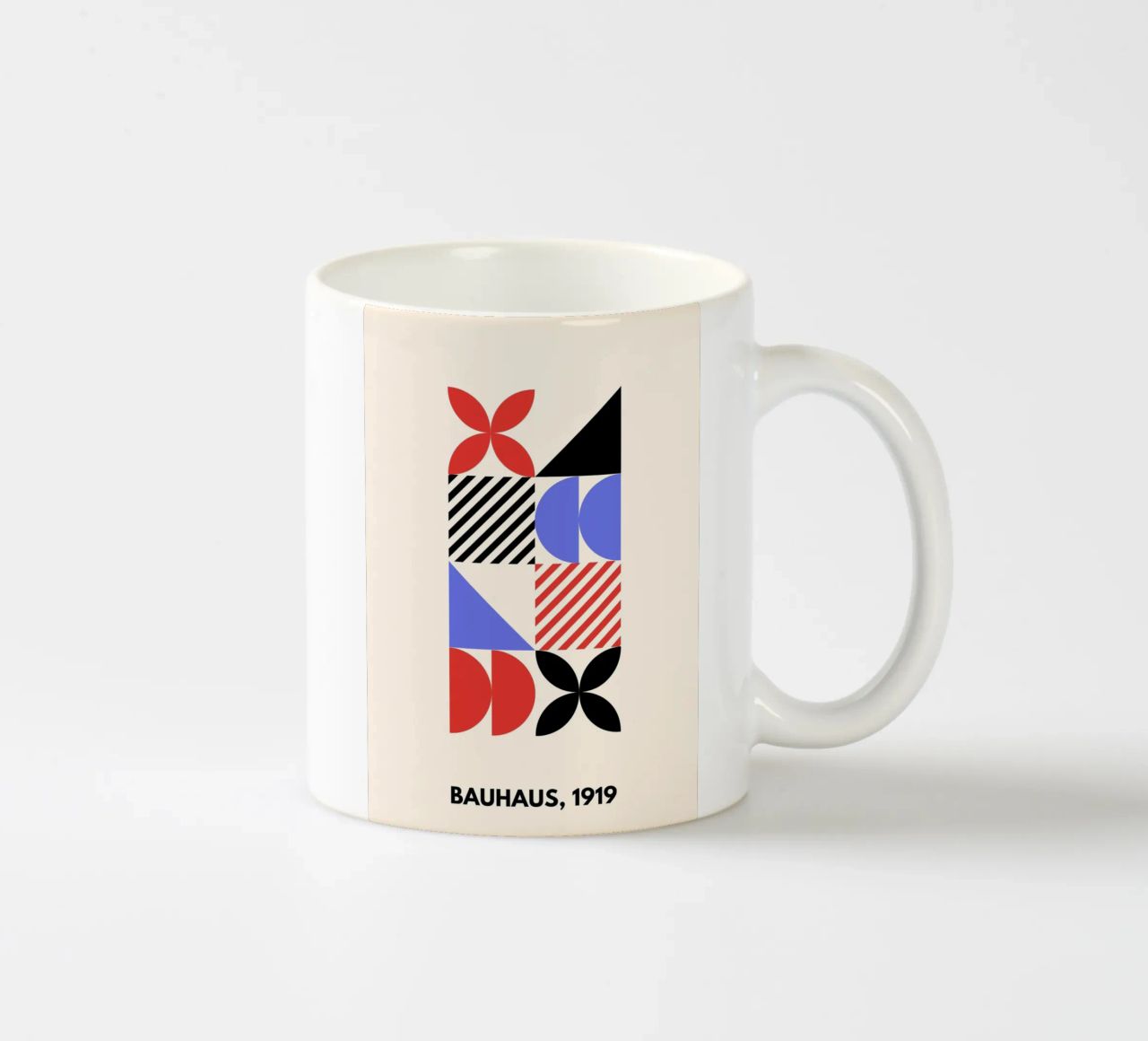 Bauhaus Shapes | Blue, Red & Black Abstract Art Print taza de cerámica de PrintCessStudio