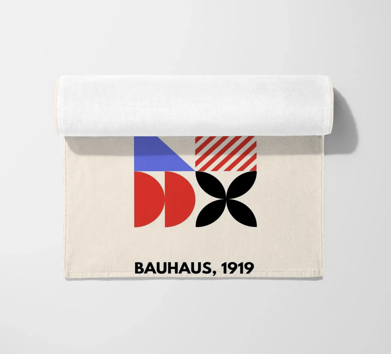Bauhaus Shapes | Blue, Red & Black Abstract Art Print telo mare da PrintCessStudio