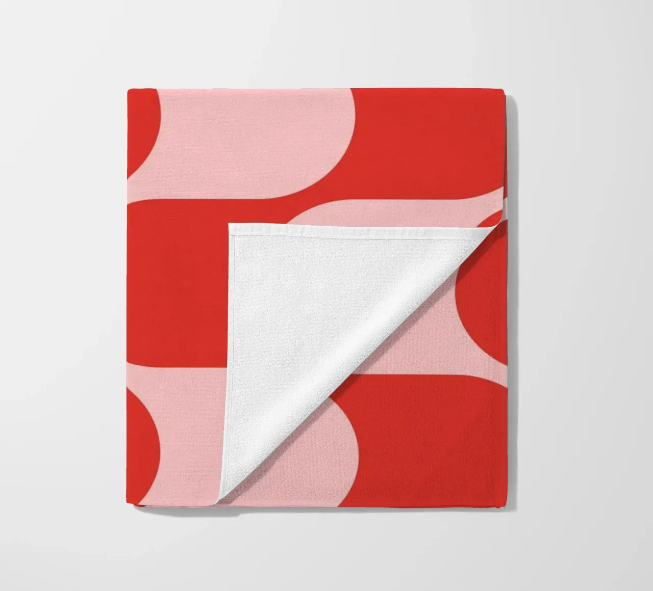 Retro Vibes | Pink & Red 70s-Inspired Art Print telo mare da PrintCessStudio