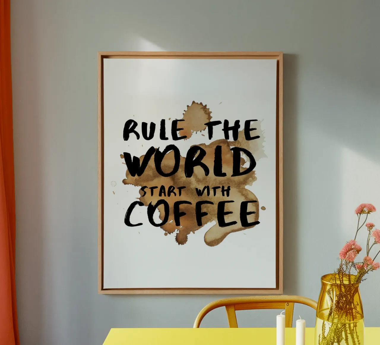 DIE WELT ZU BEHERRSCHEN, FÄNGT MIT KAFFEE AN Leinwand mit Schattenfugenrahmen von ArtDesign by KBK