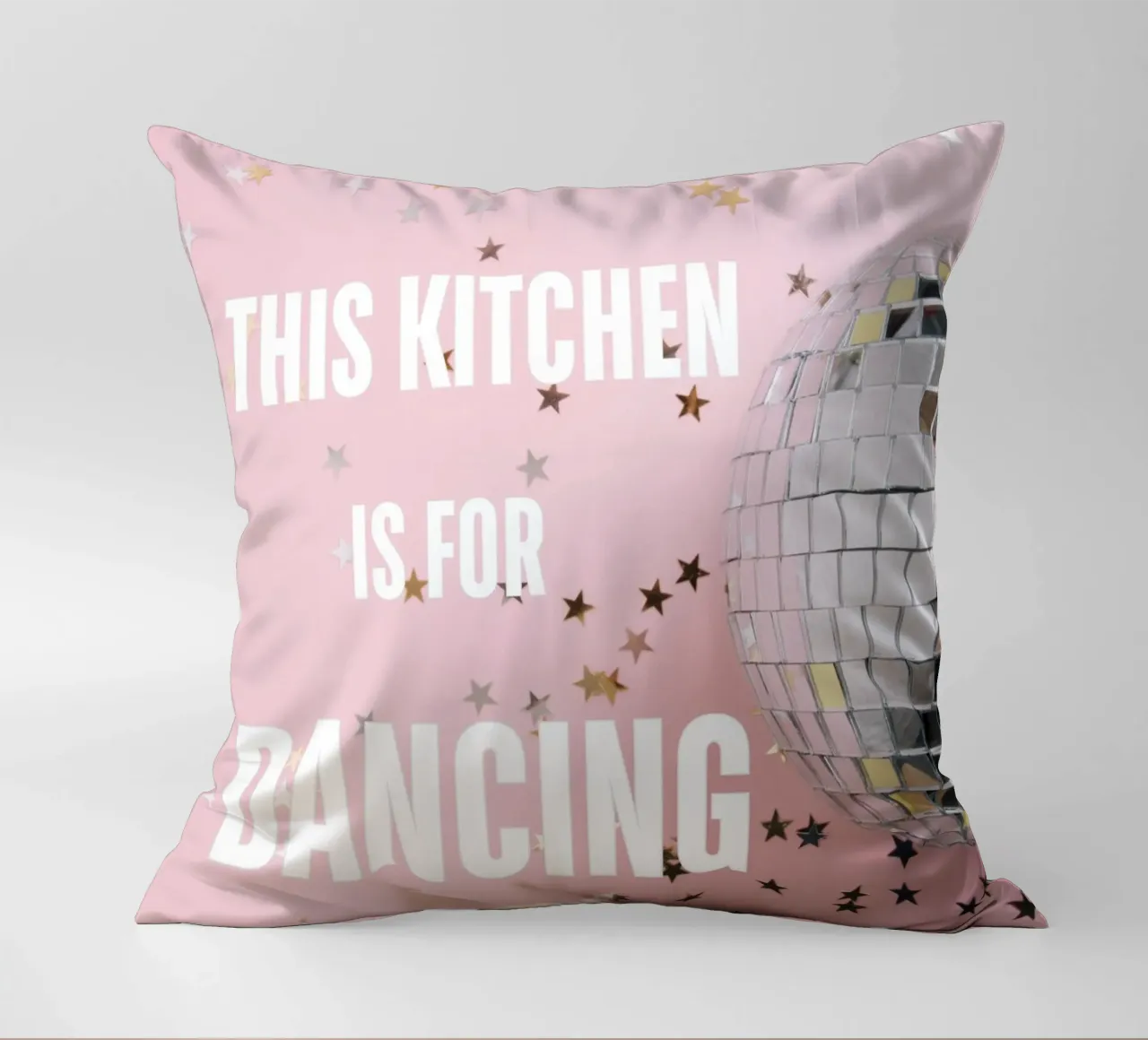 QUESTA CUCINA È PER BALLARE cuscino da ArtDesign by KBK