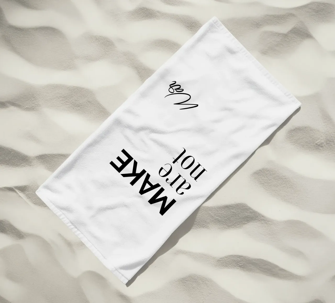 Fare non è guerra telo mare da YV TYPOGRAPHY