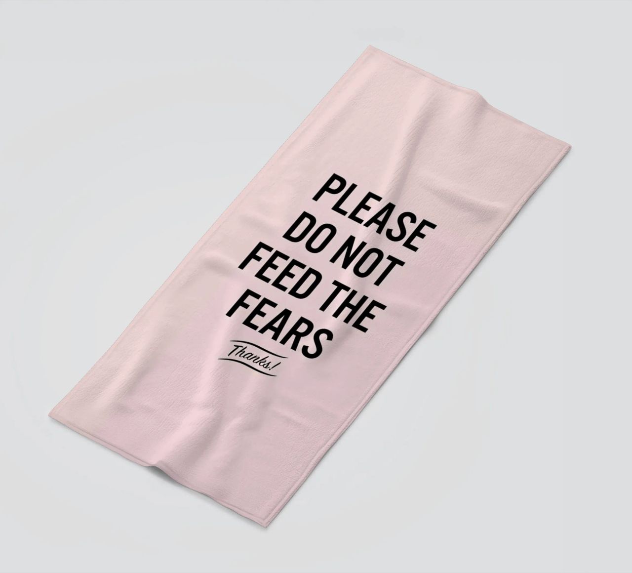 Please Do Not Feed The Fears Strandtuch von LeDieg