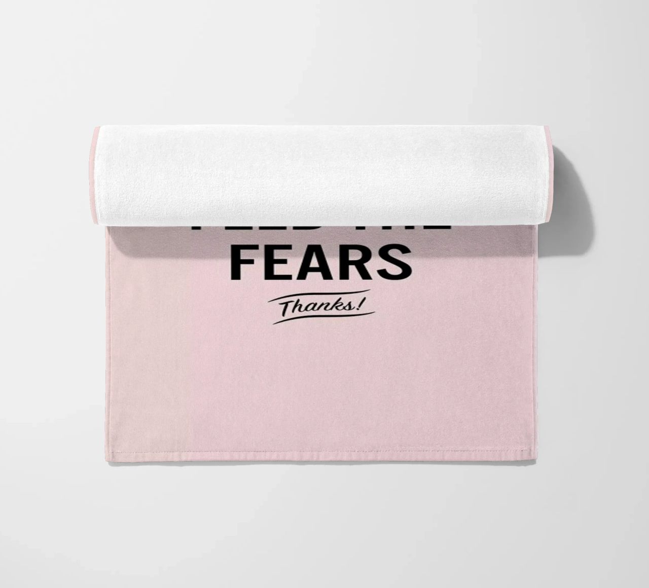 Please Do Not Feed The Fears Strandtuch von LeDieg