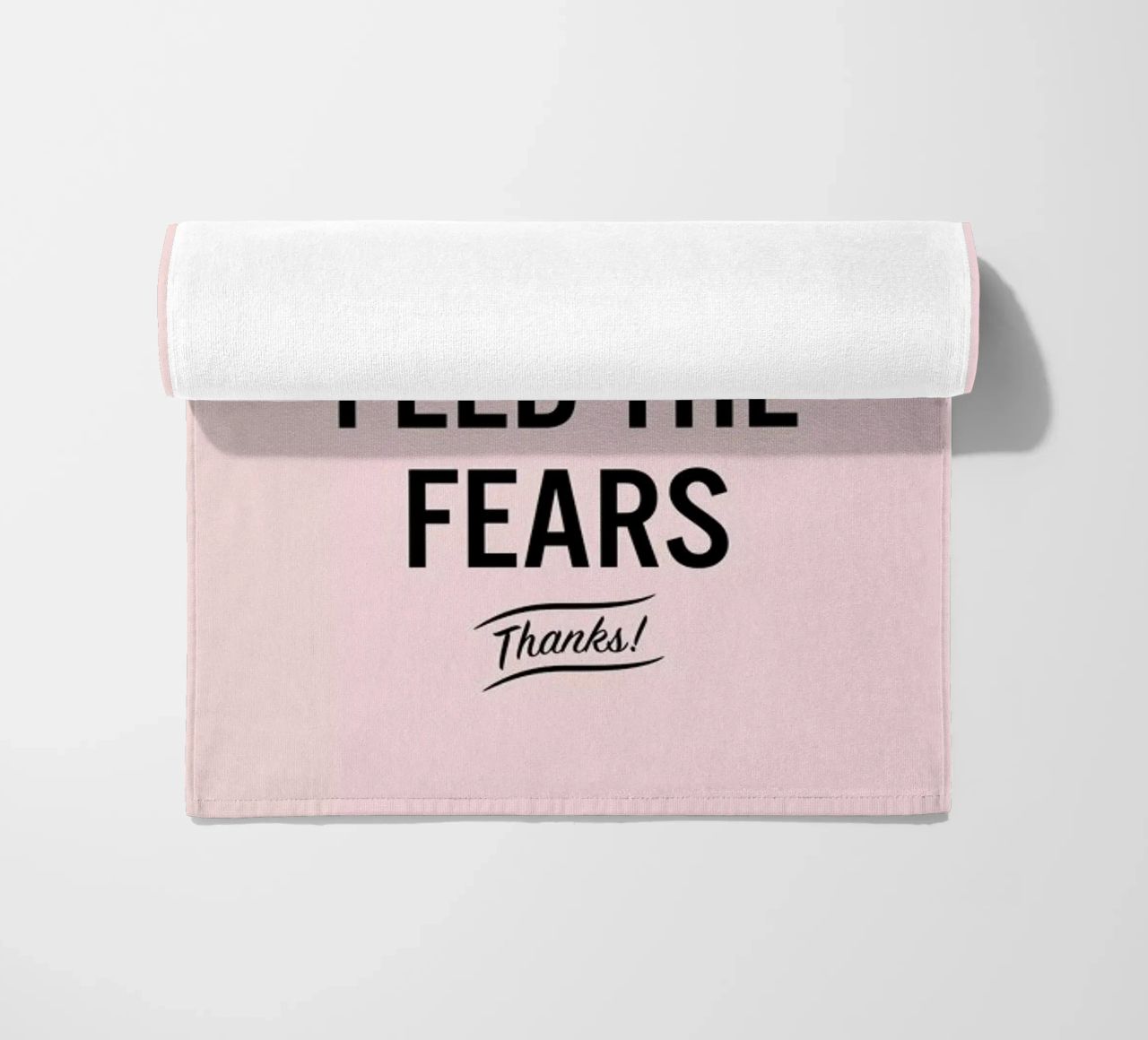 Please Do Not Feed The Fears Strandtuch von LeDieg