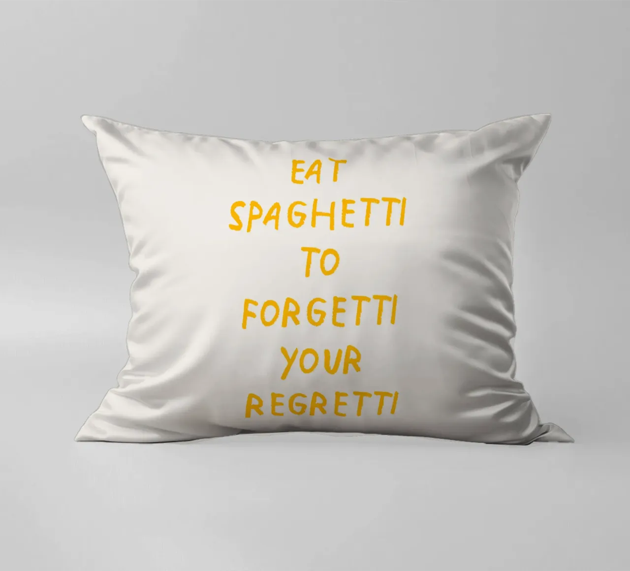 Eat spaghetti to forgetti your regretti cuscino da Vintagrafica
