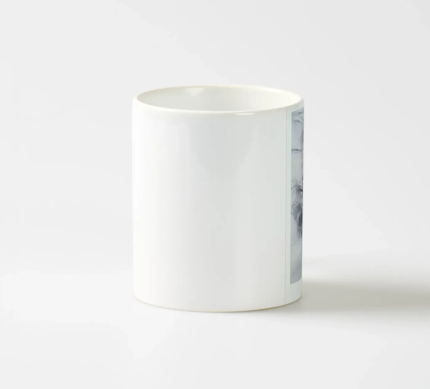 Flour ceramic mug by Nordic Creators