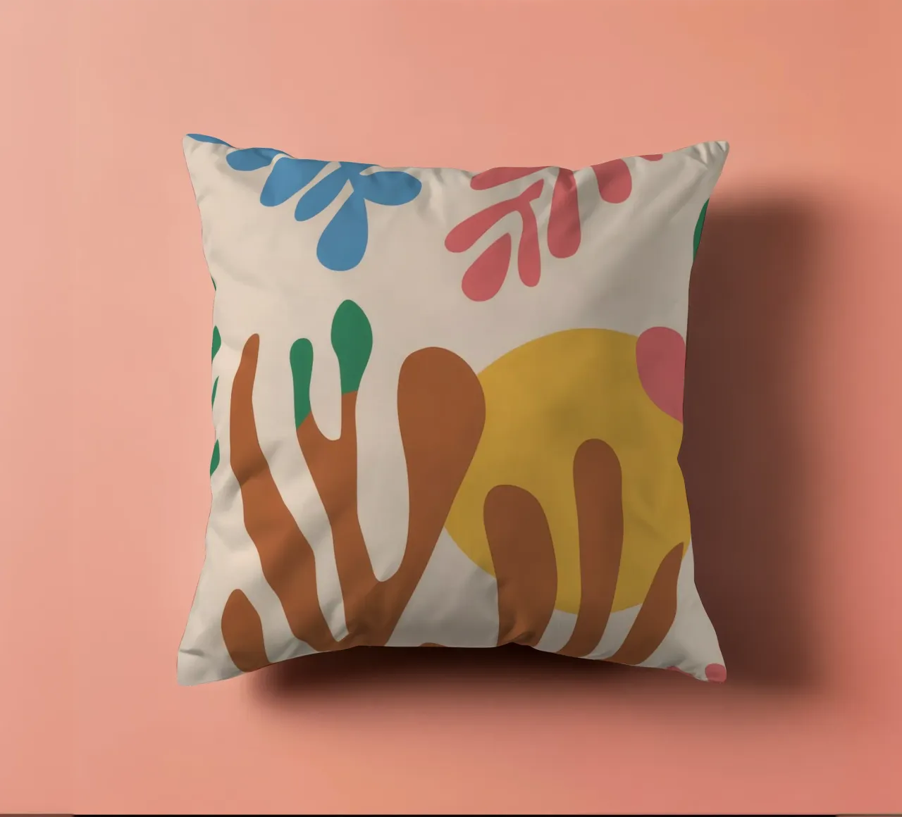 La danse de la nature coussin de Artie Shifa