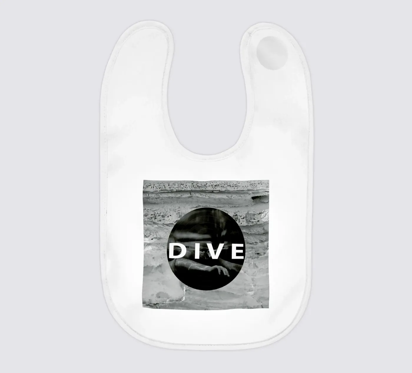 Dive bavoir de Nicolas Messaritis