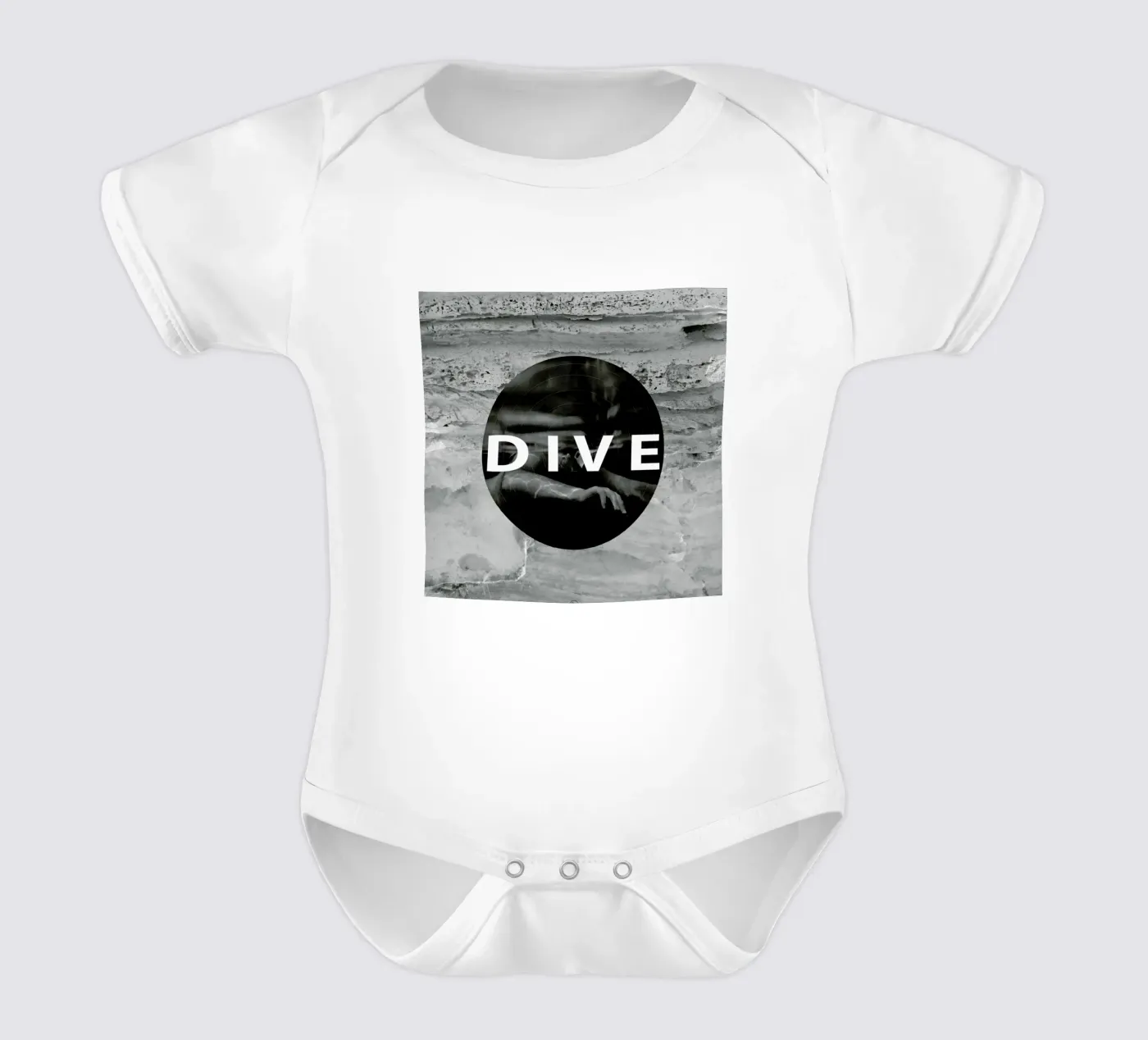 Dive body bébé de Nicolas Messaritis