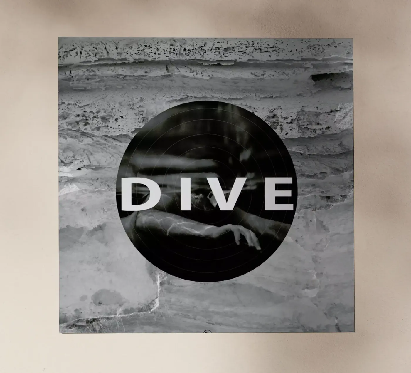 Dive Backlit Folie von Nicolas Messaritis