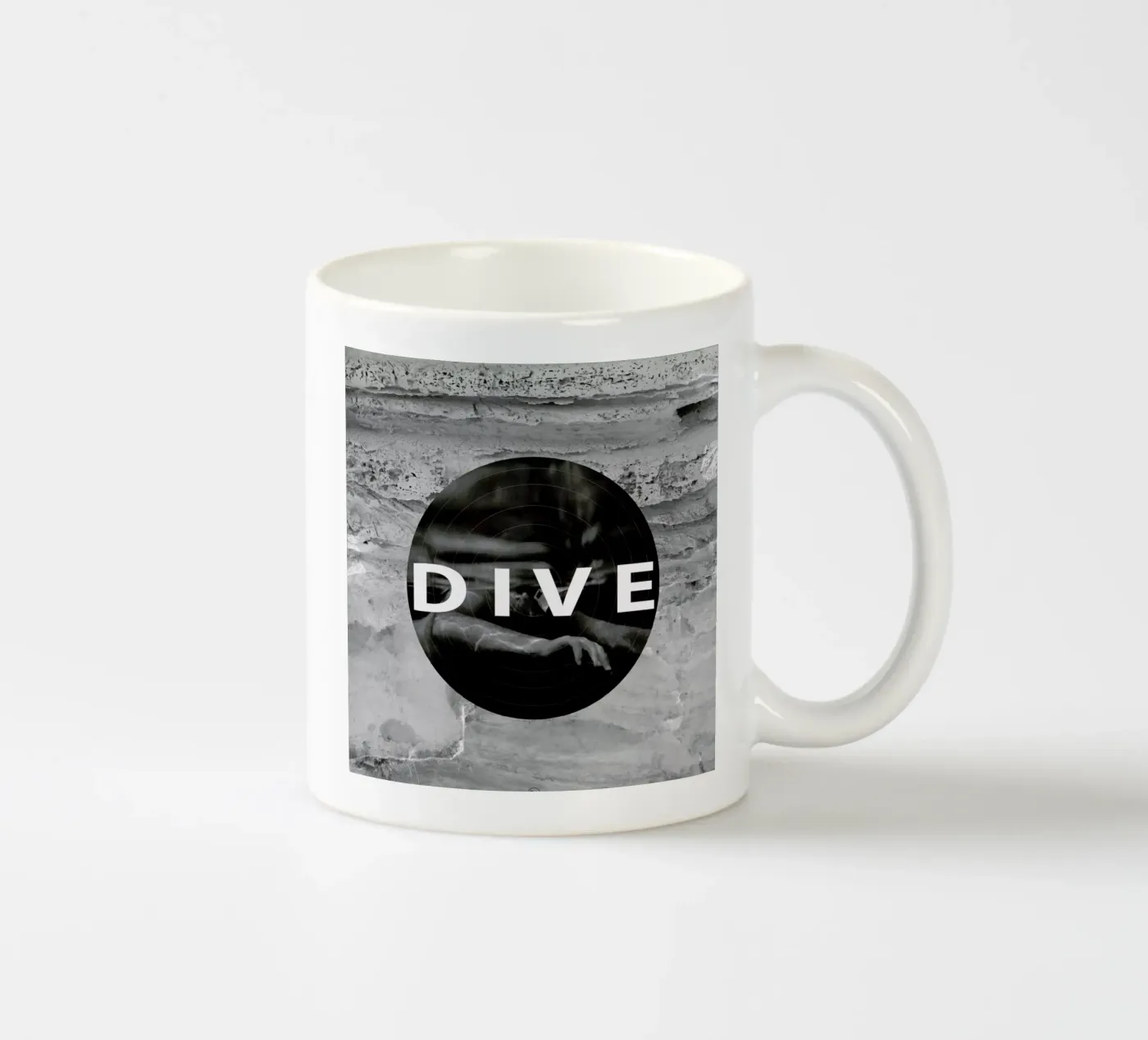 Dive ceramic mug by Nicolas Messaritis