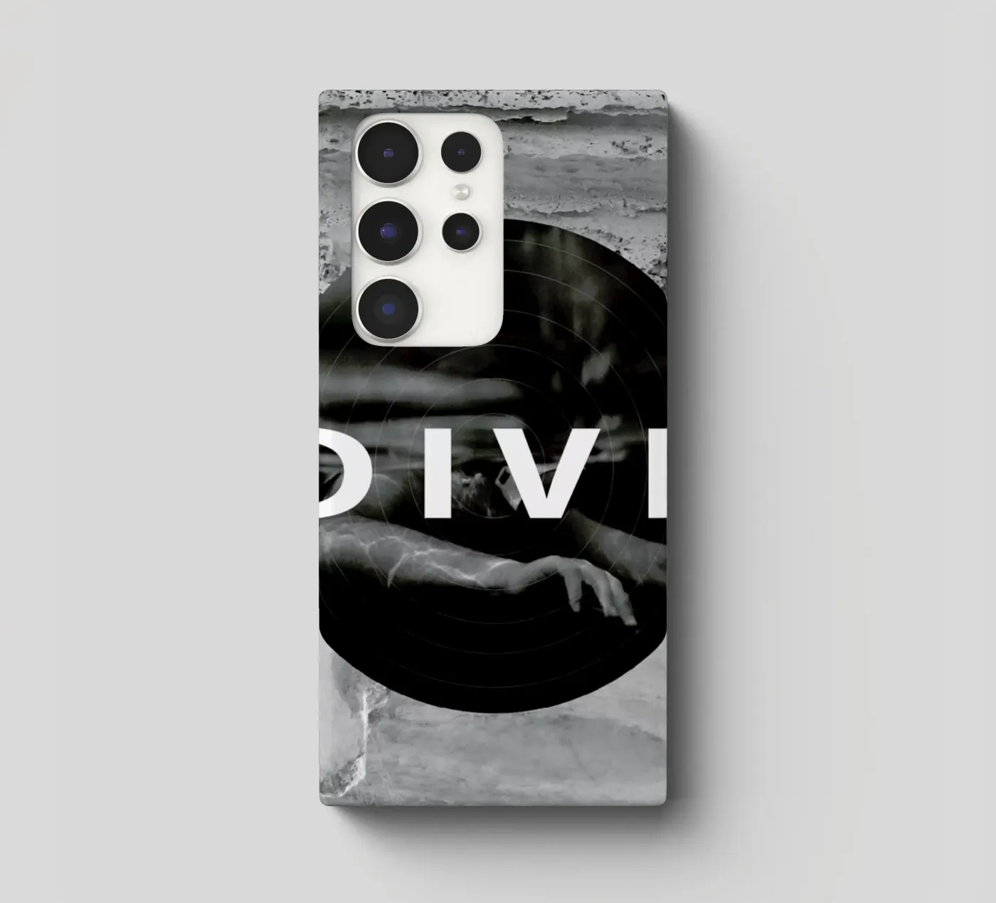 Dive cover samsung da Nicolas Messaritis