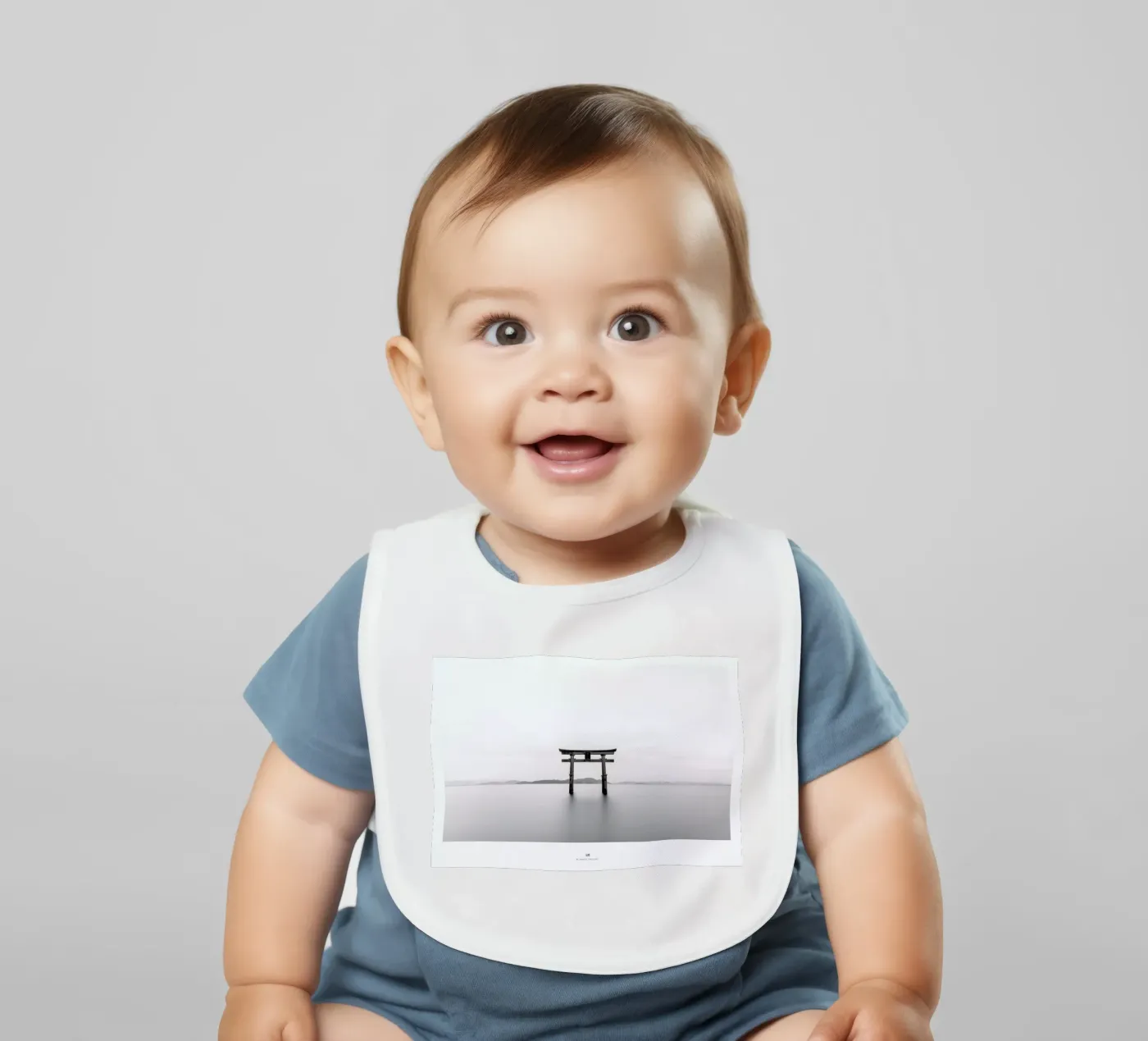 Gate bavaglino da Nordic Creators