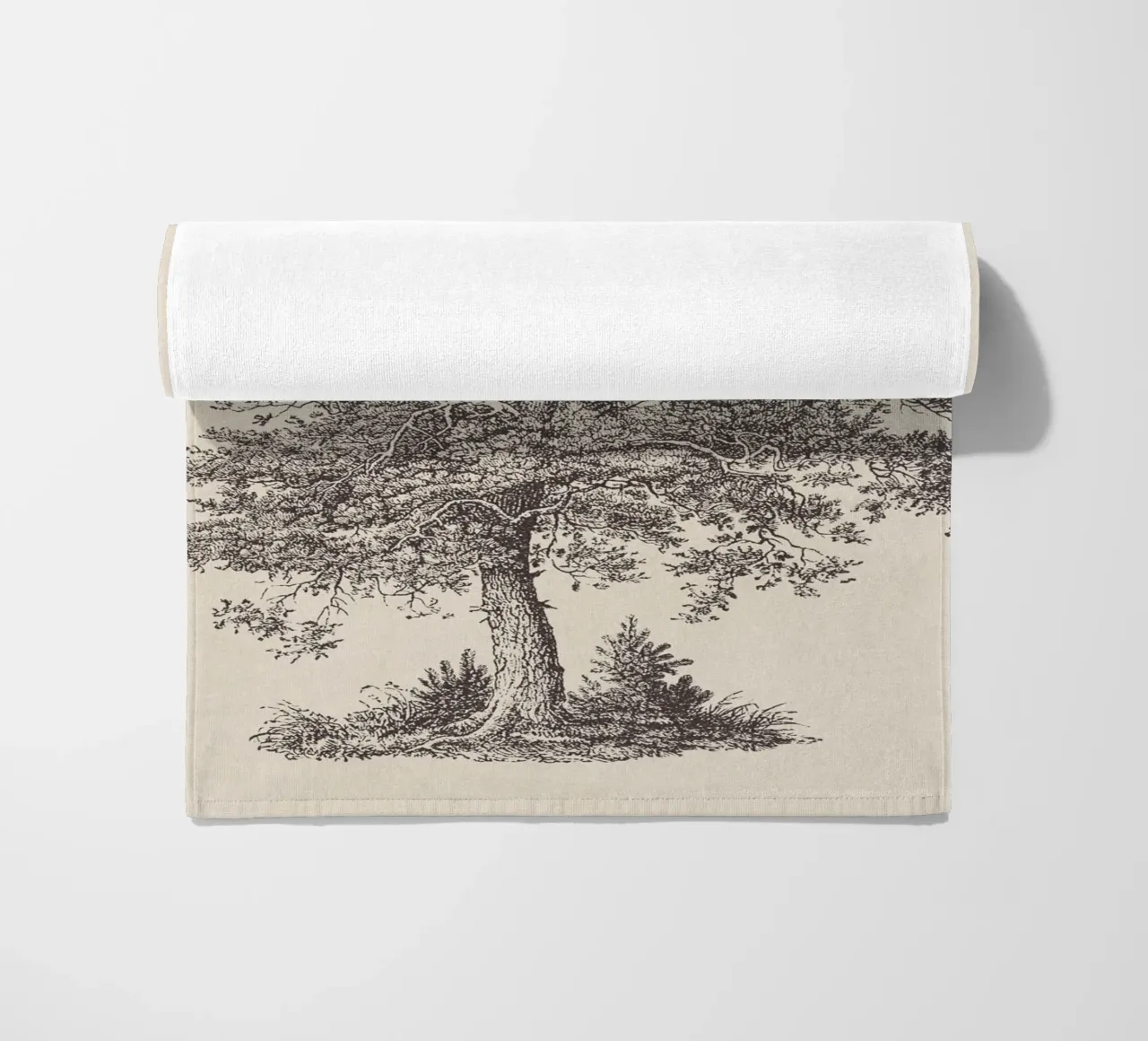 Tree Sketch - Scotch Pine toalla de playa de apoloprints