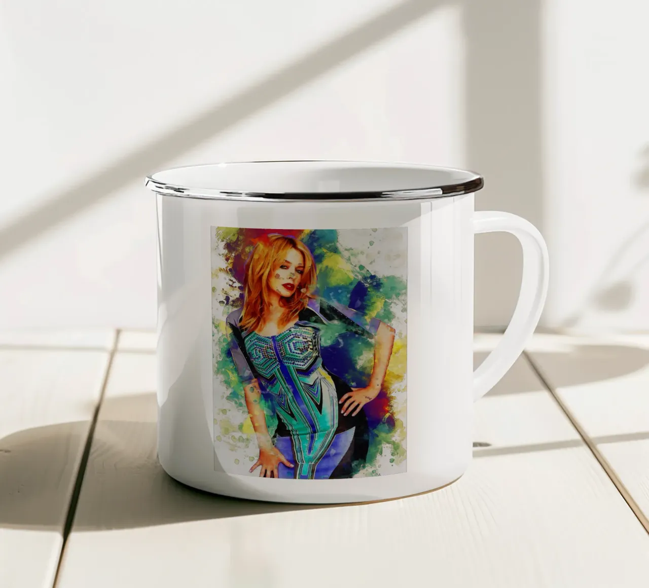 Macchia di ritratto Kylie Minogue tazza in smalto da Gunawan Rb
