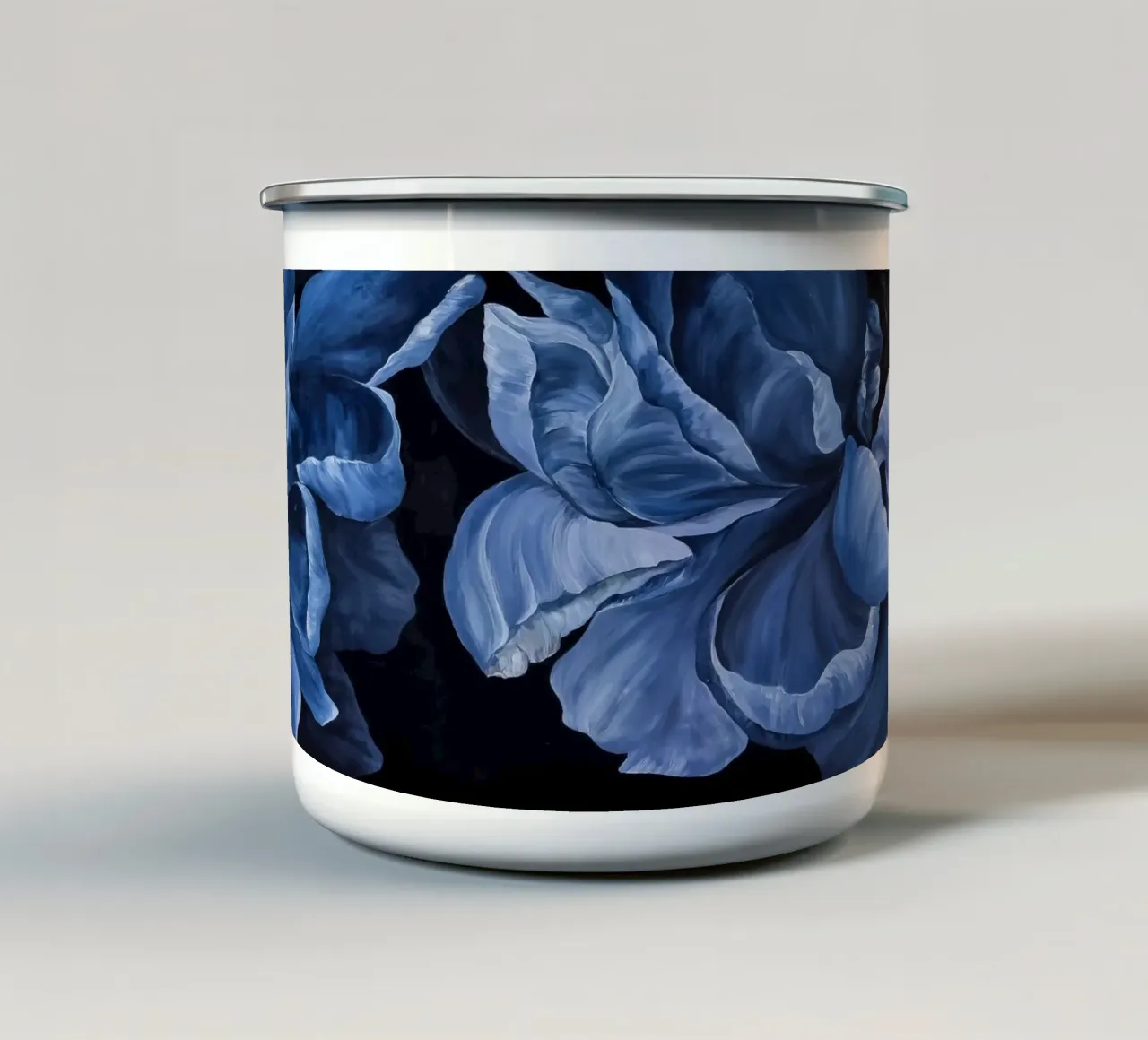 Fiori blu tazza in smalto da Variel
