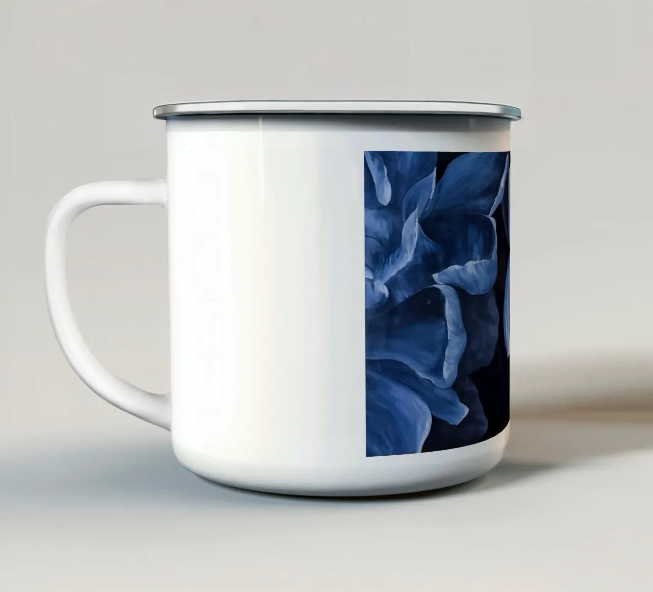 Fiori blu tazza in smalto da Variel