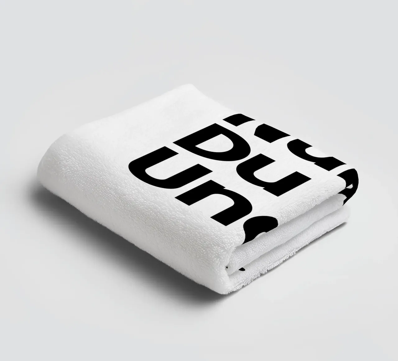 Solo tu e io! asciugamano da bagno da YV TYPOGRAPHY