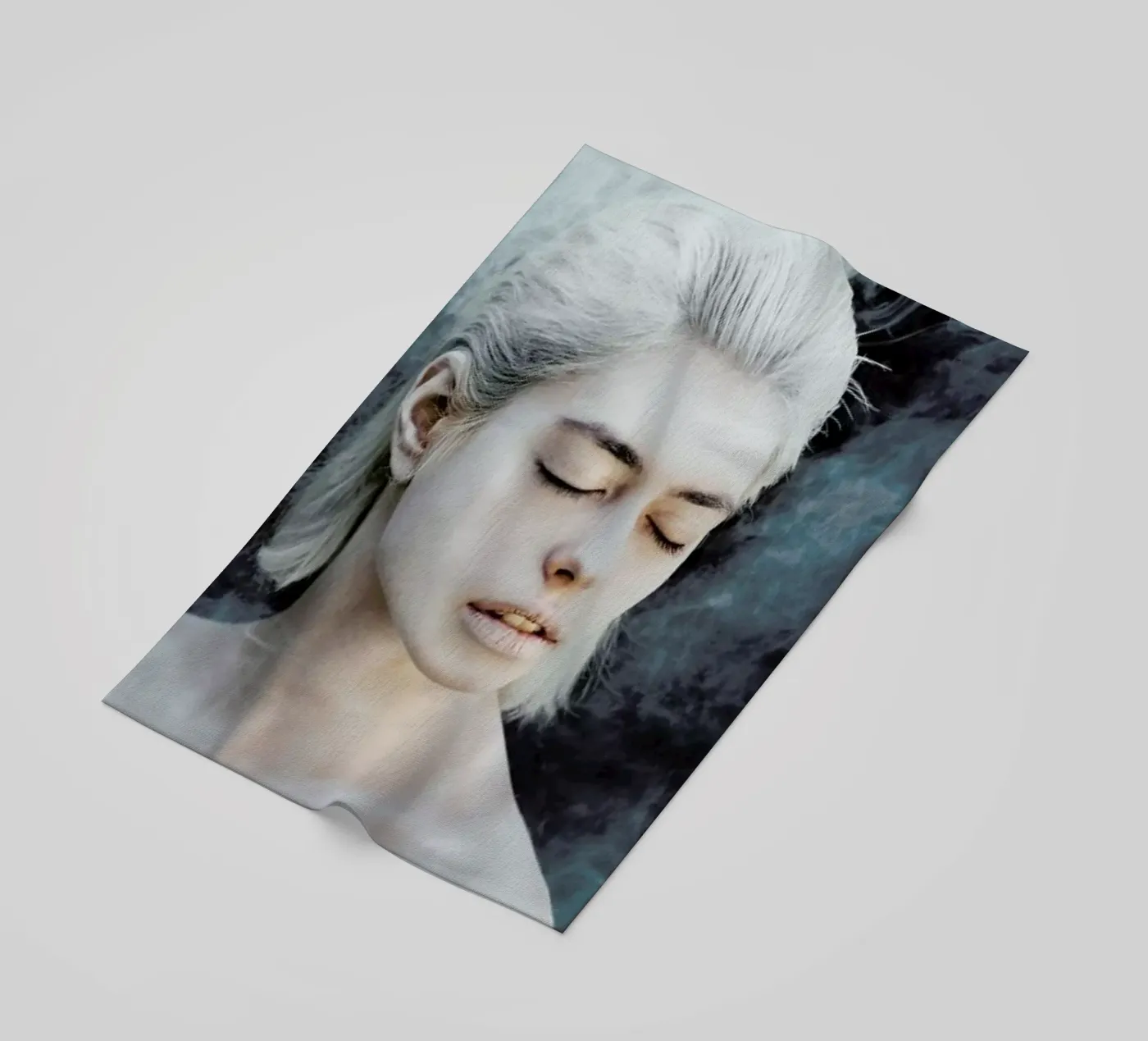 Illusion telo mare da Jovana Rikalo