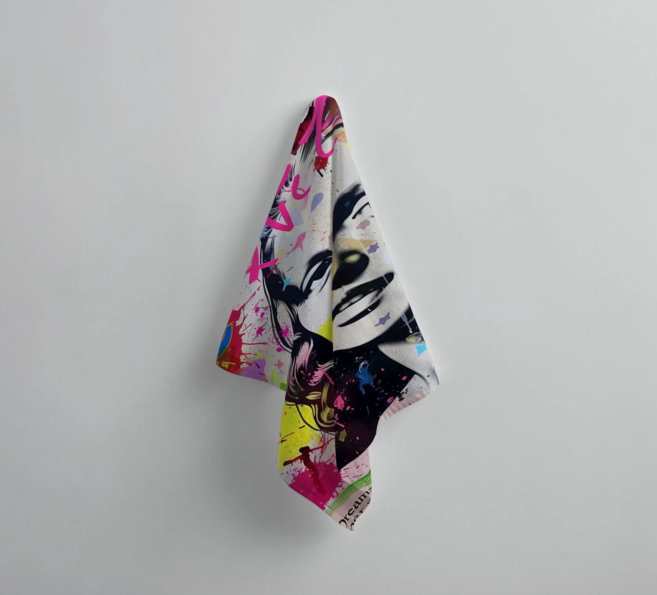 Mona Lisa pop-art towel by Carinaprint