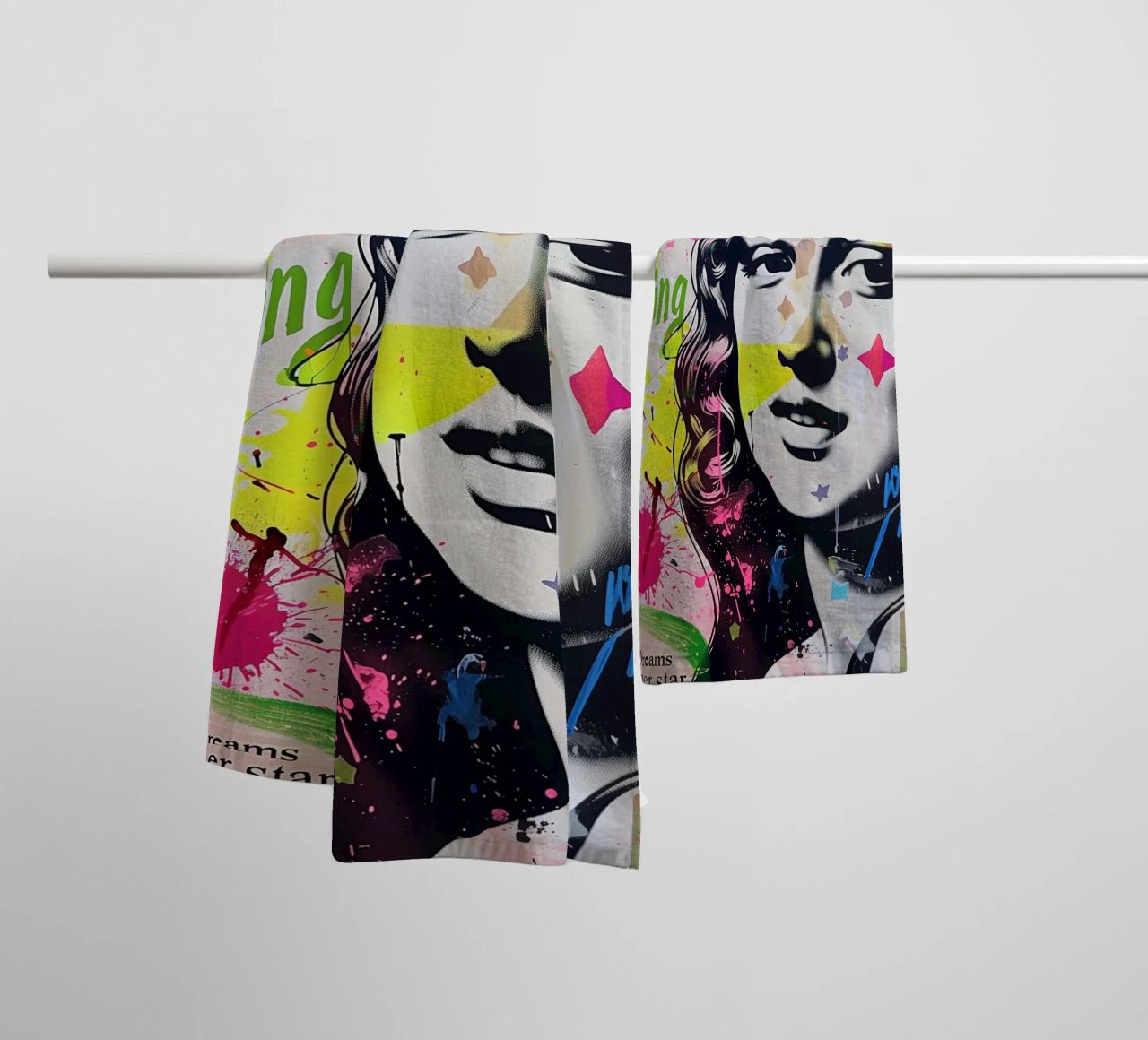 Mona Lisa pop-art towel by Carinaprint