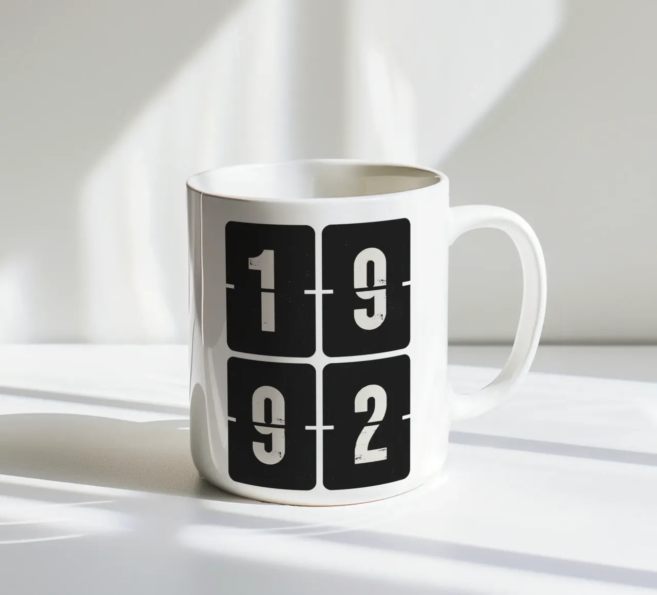 Anno 1992 tazza in ceramica da Vintagrafica