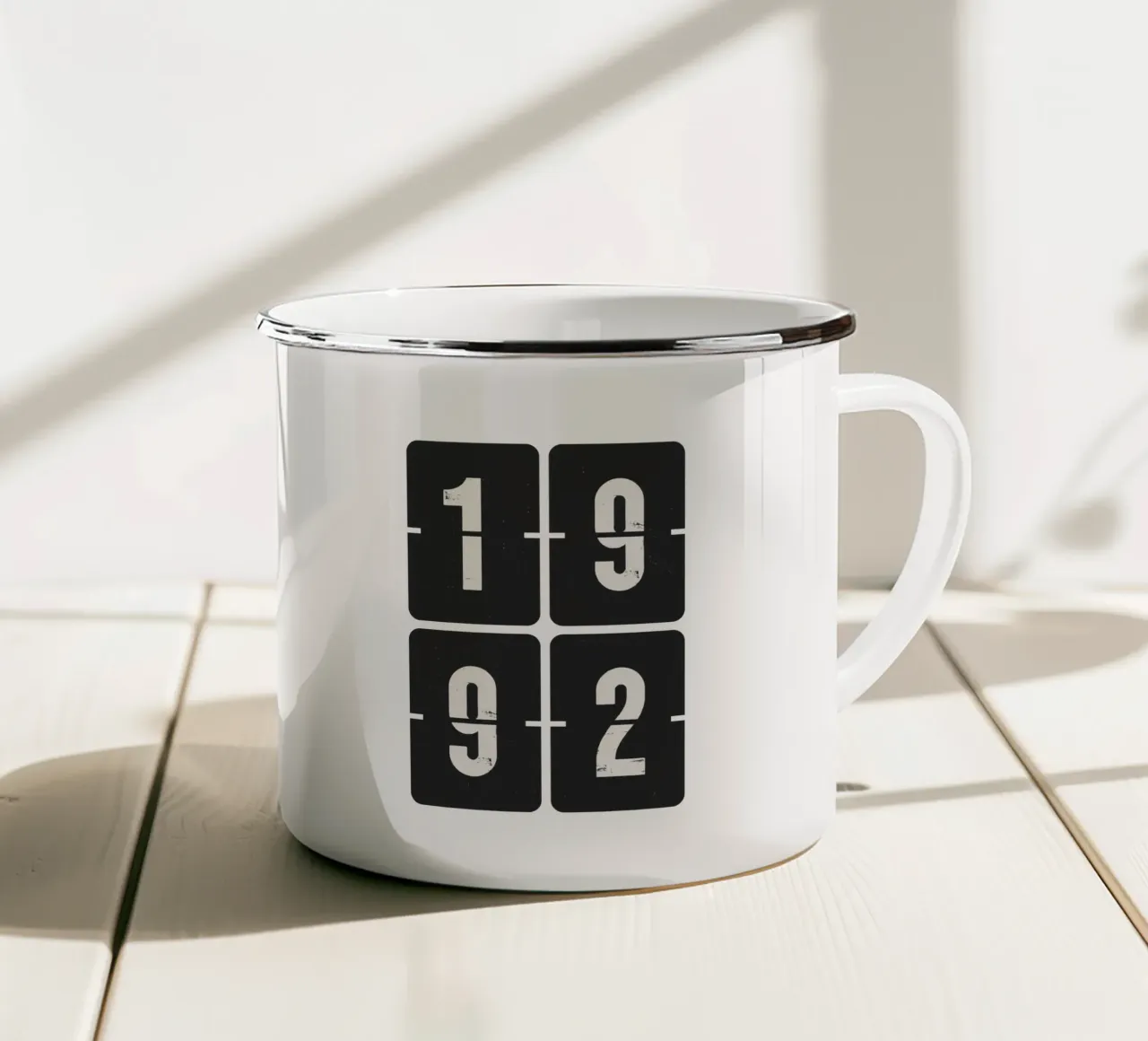 Anno 1992 tazza in smalto da Vintagrafica