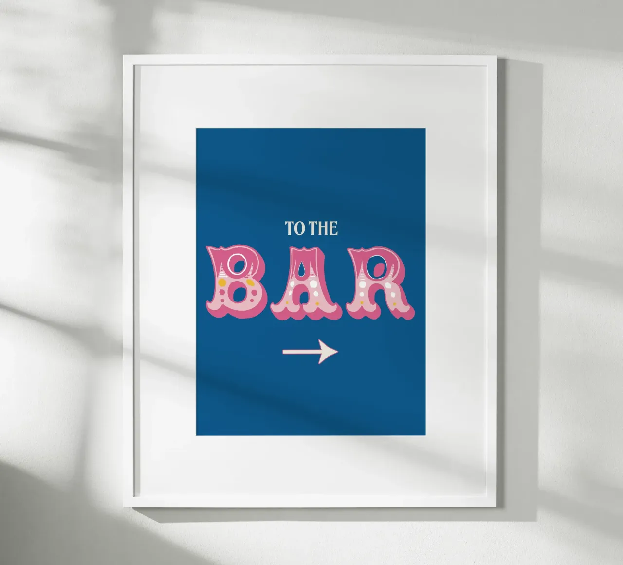Al bar, insegna, citazione tipografica occidentale poster da Peaches Art Prints
