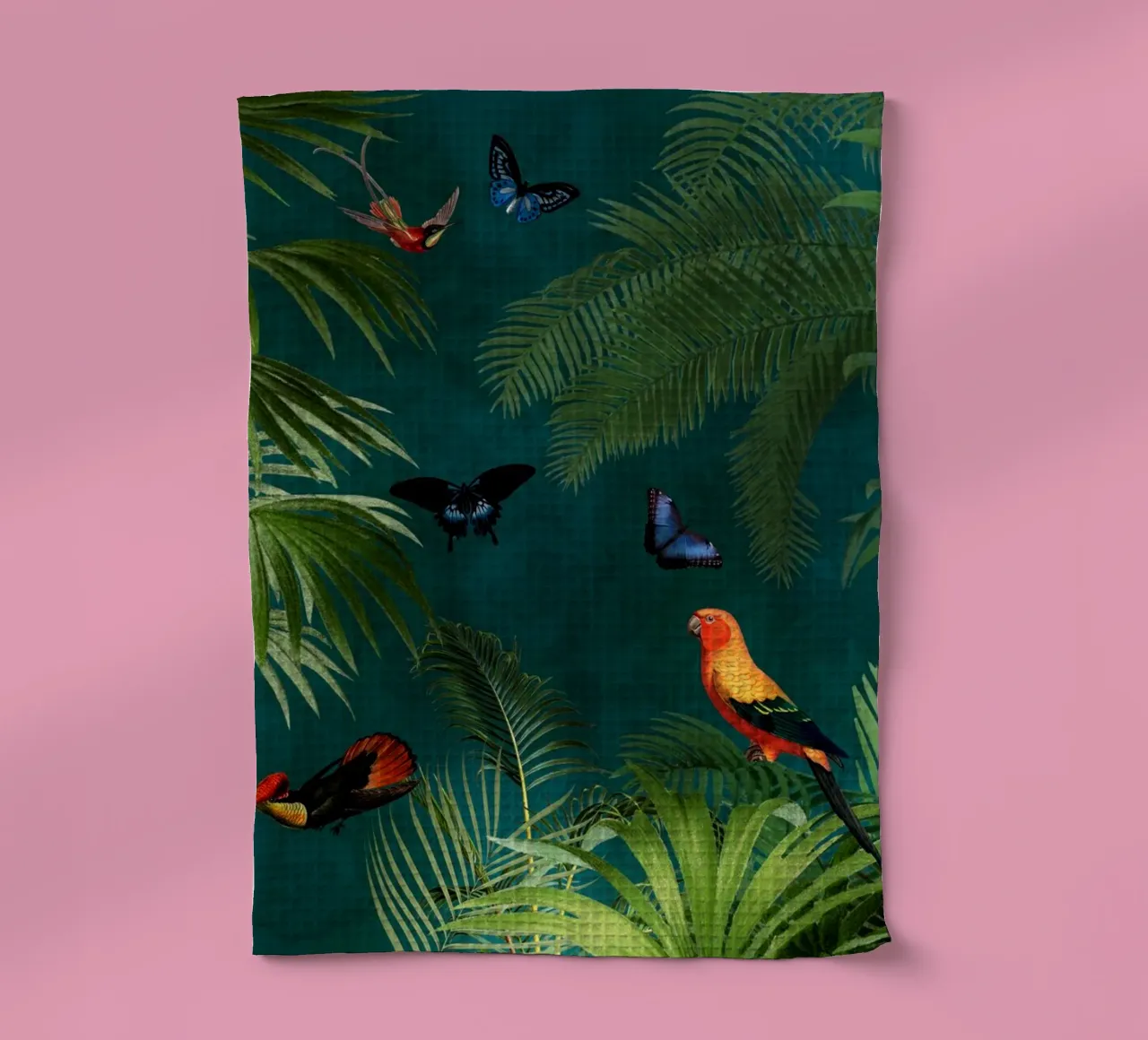 Giungla mistica d'epoca con pappagalli, colibrì e fogliame canovaccio da cucina da Vintage World - Uta Naumann