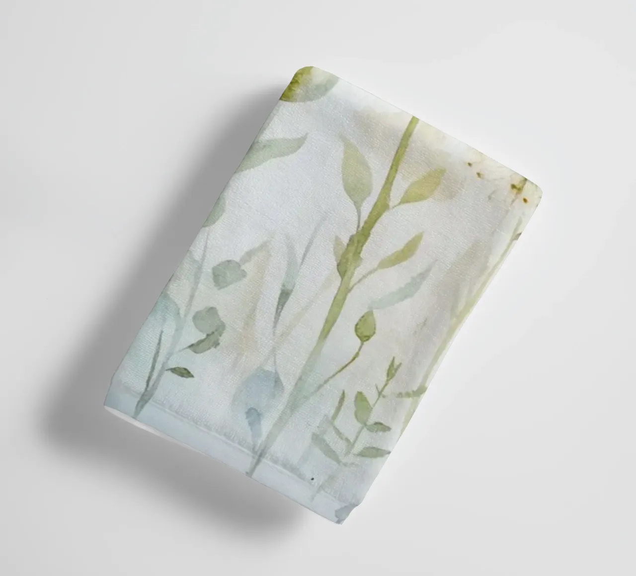 Prato di fiori selvatici acquerellato in stile scandi asciugamano da bagno da Modern Muse