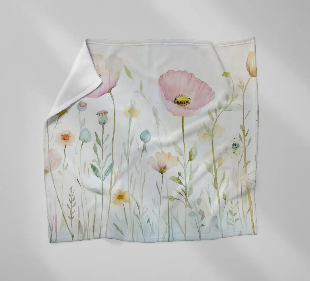 Prato di fiori selvatici acquerellato in stile scandi coperta in pile da Modern Muse