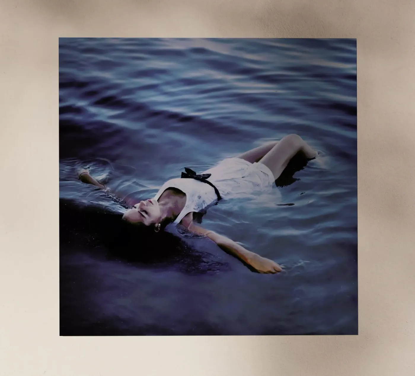 Soaking pellicola backlit da Jovana Rikalo