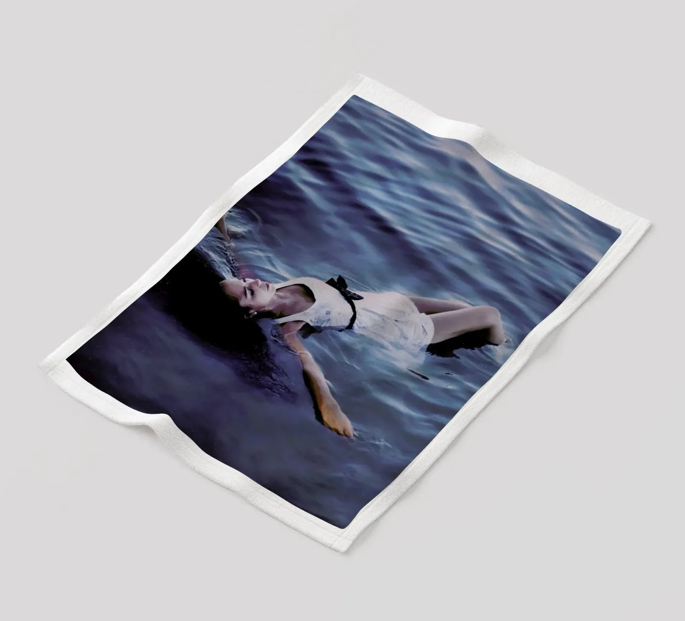 Soaking Fleecedecke von Jovana Rikalo