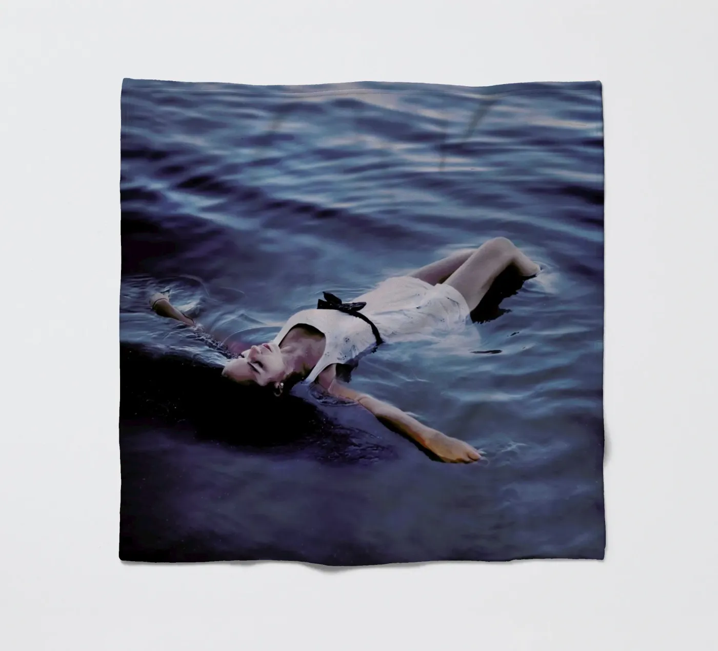 Soaking Fleecedecke von Jovana Rikalo